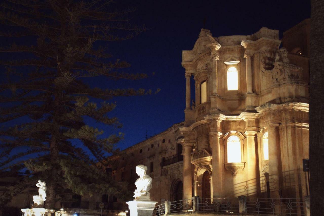 Il Maestrale B&B Noto Exteriör bild