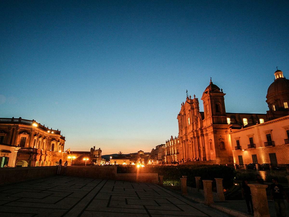 Il Maestrale B&B Noto Exteriör bild